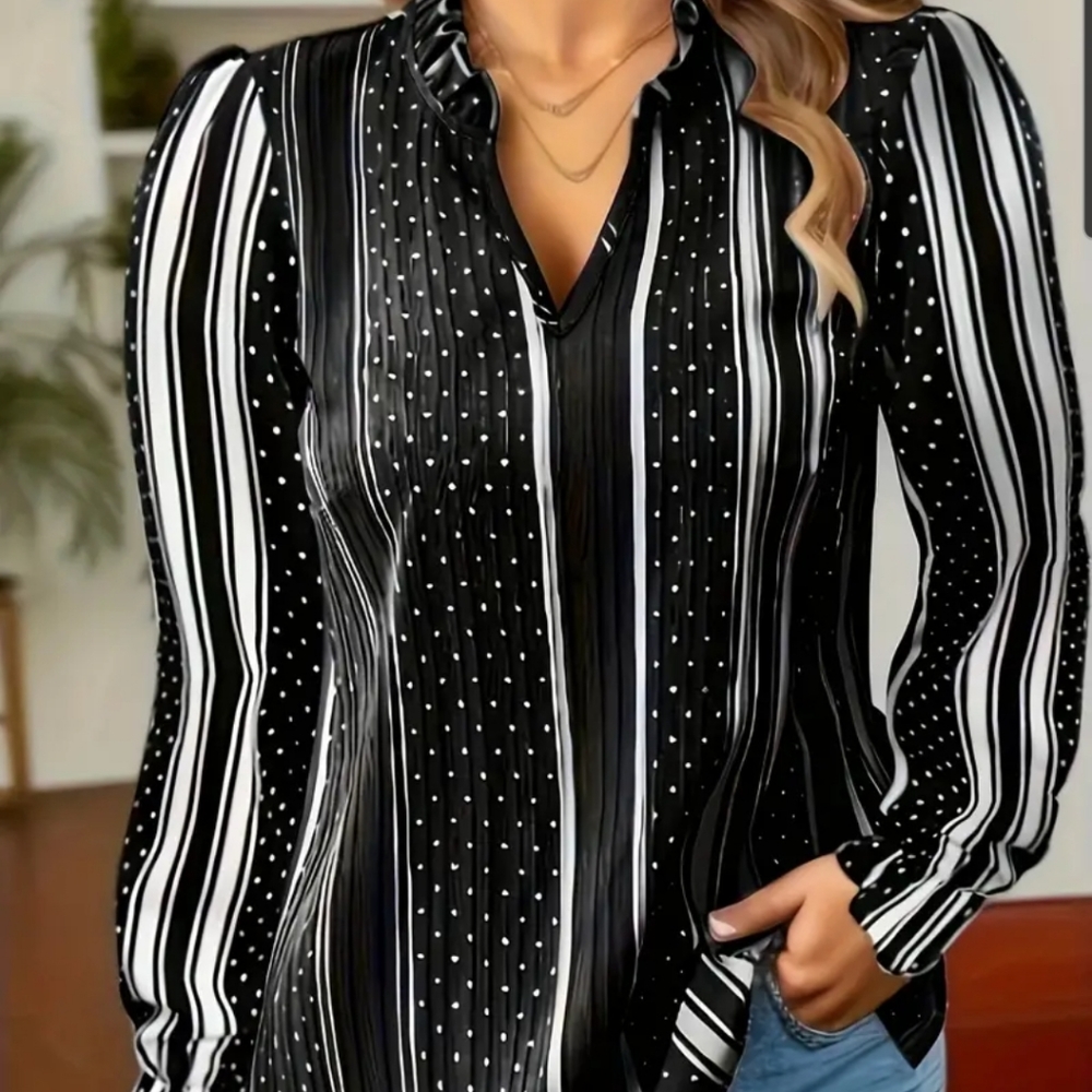 SALE ** BRAND NEW BEAUTIFUL BLOUSE